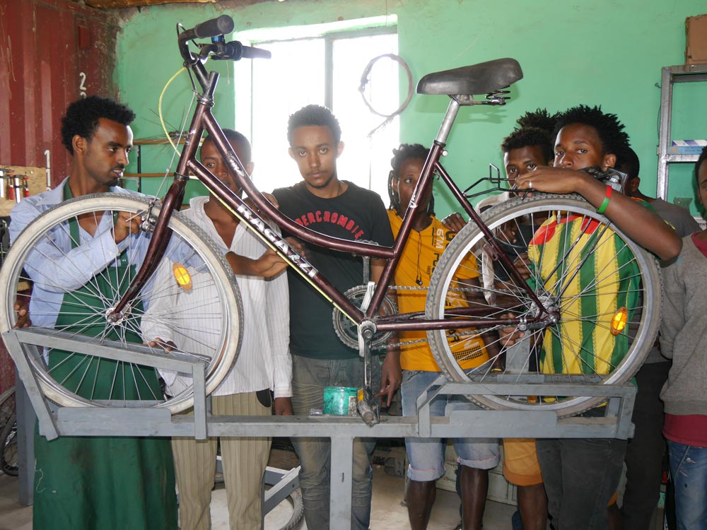 Gemeinsam beim Fahrradprojekt Gemeinsam beim Fahrradprojekt