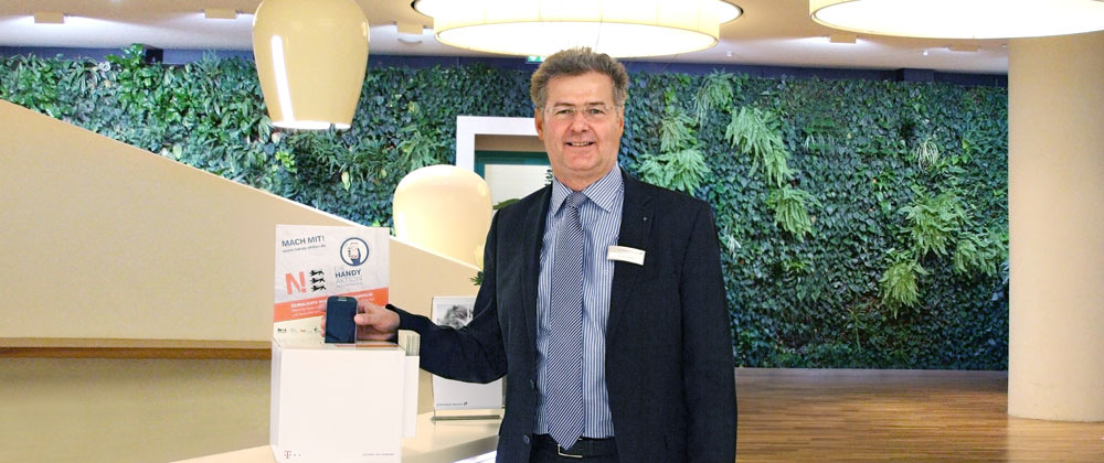 Handysammelaktion SÜDWESTBANK Michael Hofsaess Handysammelaktion SÜDWESTBANK Michael Hofsaess