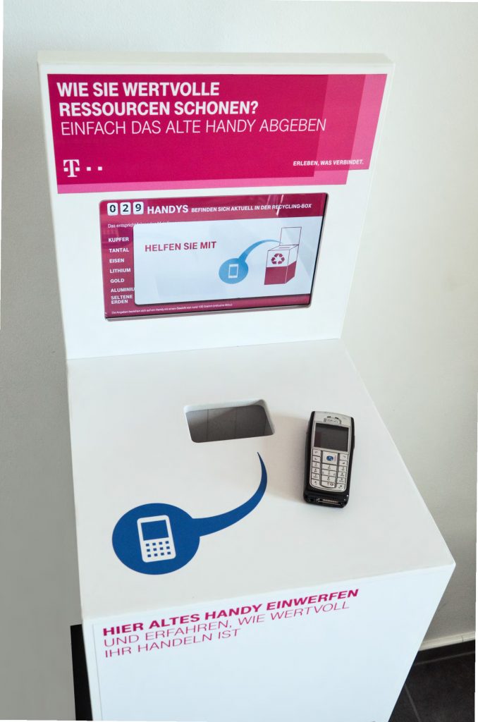 Mobile. digitale Handysammelbox mit Handy Mobile. digitale Handysammelbox mit Handy